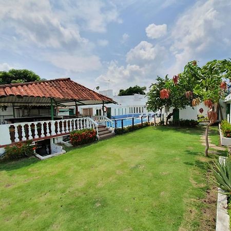 Hotel Maratea เมลการ์ ภายนอก รูปภาพ