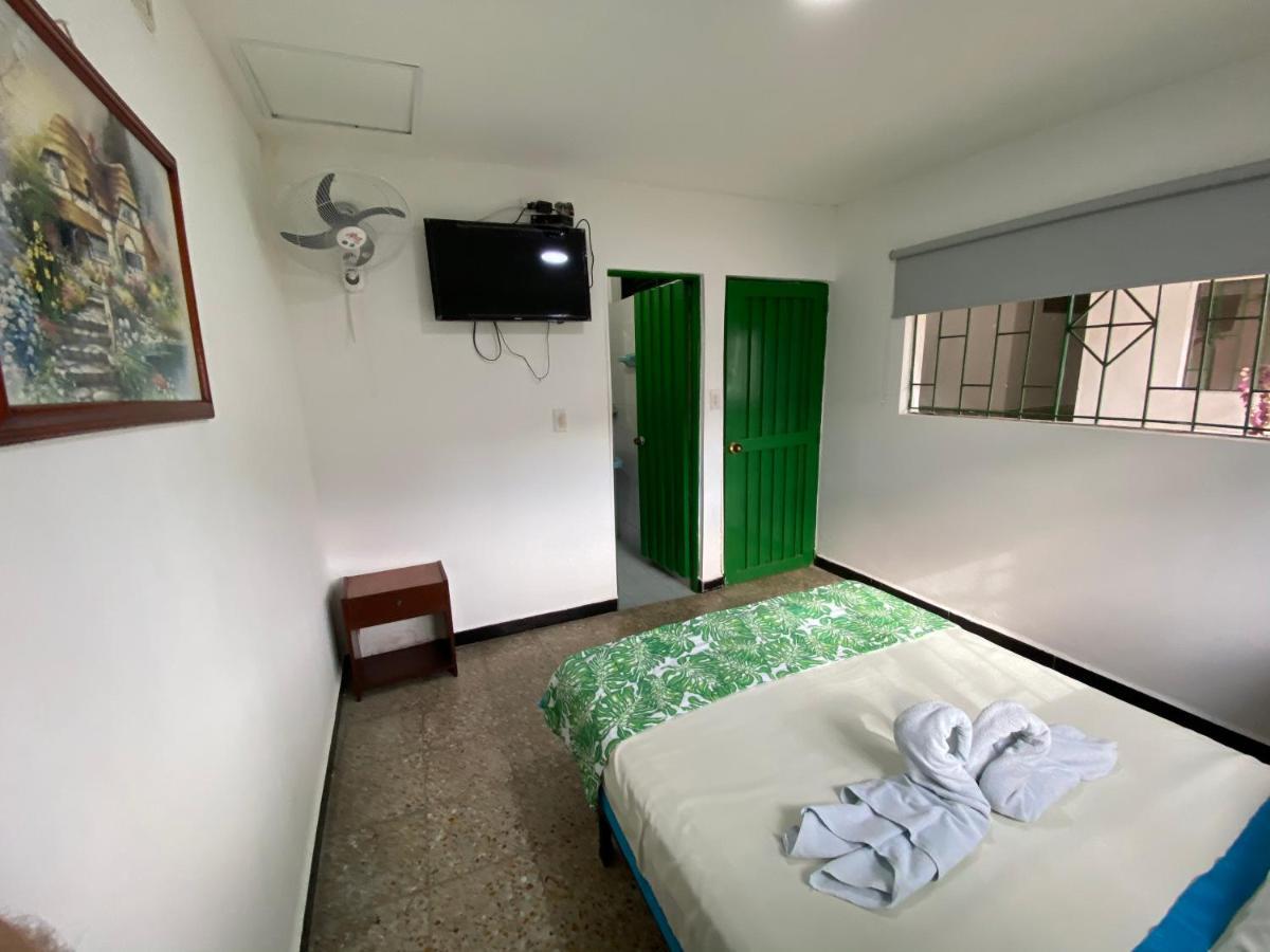 Hotel Maratea เมลการ์ ภายนอก รูปภาพ