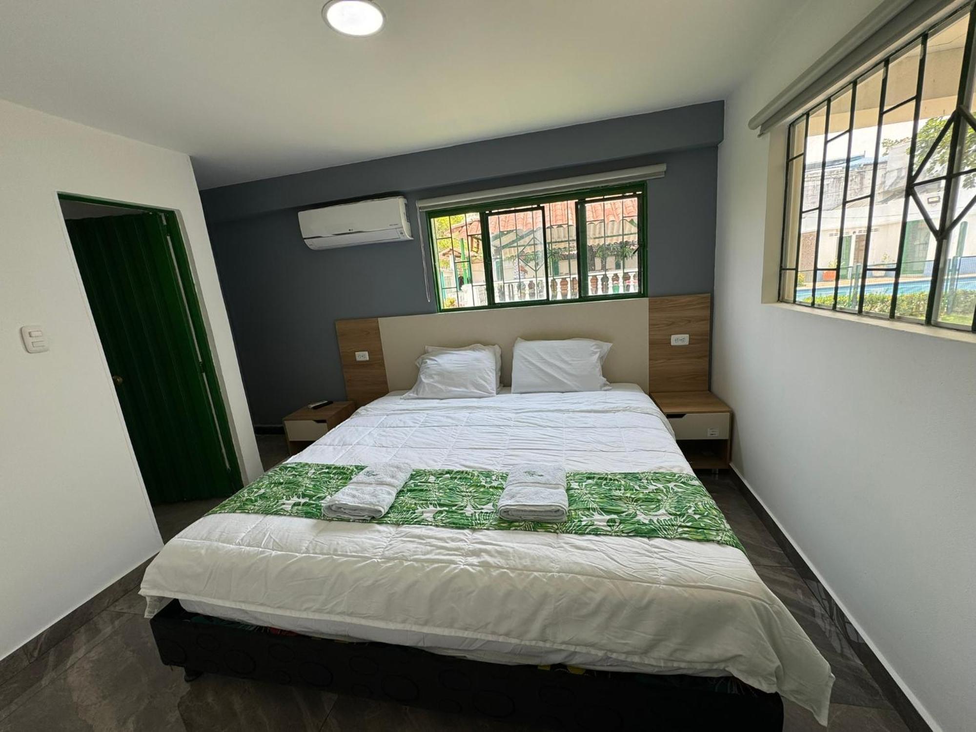 Hotel Maratea เมลการ์ ภายนอก รูปภาพ
